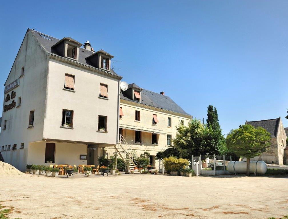 Hotel Auberge De La Bonde Logis Langeais Exterior foto